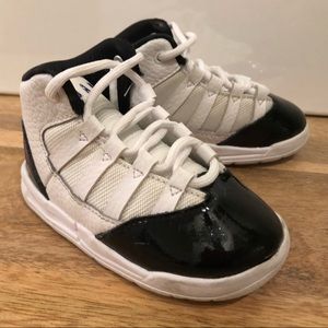 Air Jordan toddler boy size 6C